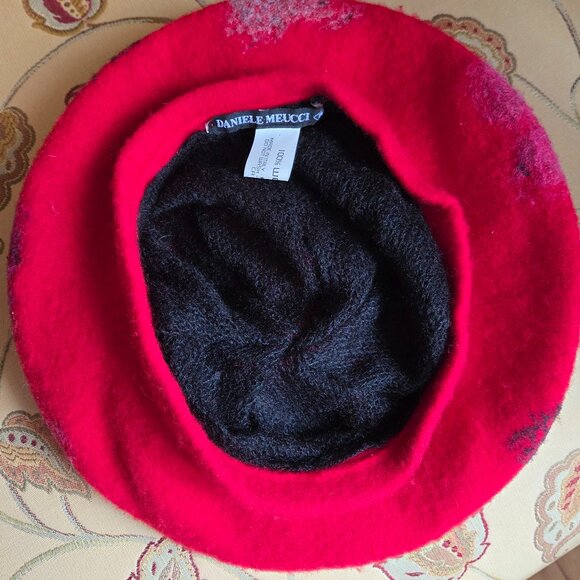 100% Wool Beautiful Italian Beret - Picture 3 of 5